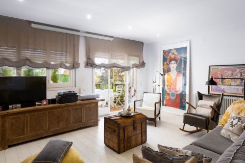 Villa de 3 dormitorios en venta en Vilassar de Dalt, Barcelona, Cataluña, Spain № 6812 - foto 30