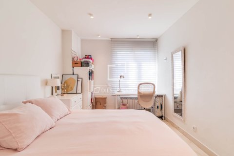 4 bedrooms apartment for sale in Barcelona, Catalonia, Spain № 6813 - photo 23