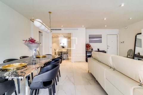 4 bedrooms apartment for sale in Barcelona, Catalonia, Spain № 6813 - photo 11