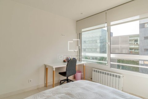4 bedrooms apartment for sale in Barcelona, Catalonia, Spain № 6813 - photo 28