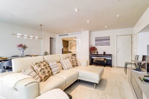 4 bedrooms apartment for sale in Barcelona, Catalonia, Spain № 6813 - photo 10