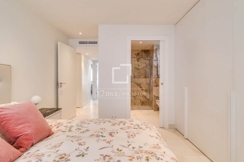 4 bedrooms apartment for sale in Barcelona, Catalonia, Spain № 6813 - photo 19