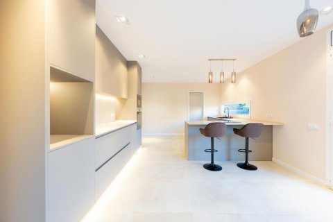 house à vendre à Sant Cugat Del Valles, Barcelona, Catalonia, Spain № 3608 - photo 23