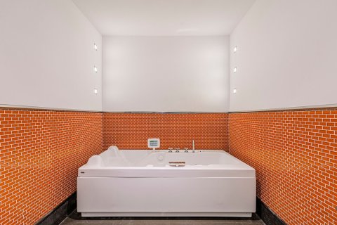 3 bedrooms apartment for sale in Barcelona, Catalonia, Spain № 6231 - photo 19