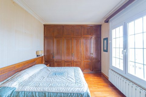 4 bedrooms apartment for sale in Barcelona, Catalonia, Spain № 6230 - photo 3