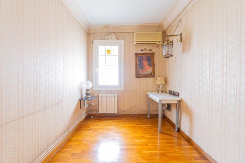 4 bedrooms apartment for sale in Barcelona, Catalonia, Spain № 6230 - photo 15