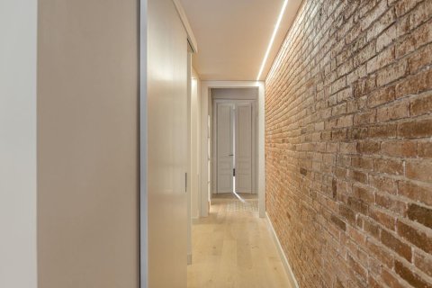 3 bedrooms apartment for sale in Barcelona, Catalonia, Spain № 6229 - photo 20