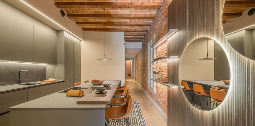 3 bedrooms apartment for sale in Barcelona, Catalonia, Spain № 6229