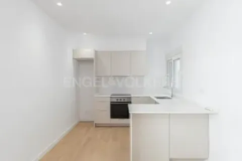 Квартира с 2 спальнями в Сантс-Монтжуике, Барселона, Каталония, Испания № 2613