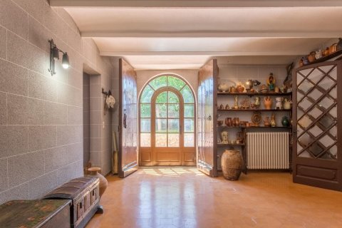 Сasa de 6 dormitorios en venta en Dosrius, Barcelona, Cataluña, Spain № 1479 - foto 11
