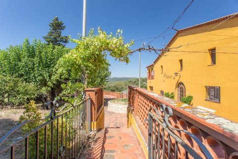 Сasa de 6 dormitorios en venta en Dosrius, Barcelona, Cataluña, Spain № 1479 - foto 8