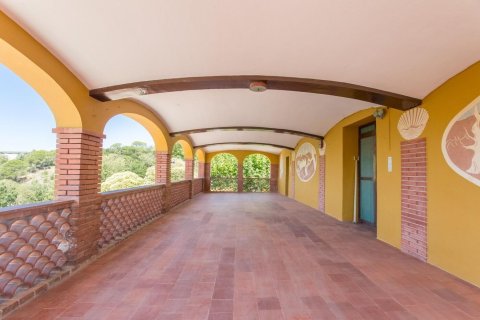 Сasa de 6 dormitorios en venta en Dosrius, Barcelona, Cataluña, Spain № 1479 - foto 24