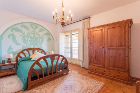 Сasa de 6 dormitorios en venta en Dosrius, Barcelona, Cataluña, Spain № 1479 - foto 22