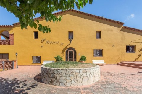 Сasa de 6 dormitorios en venta en Dosrius, Barcelona, Cataluña, Spain № 1479 - foto 4