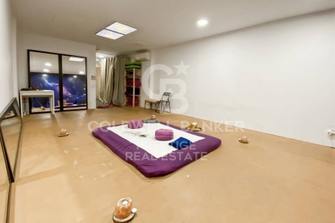 153 sq.m. commercial property for sale in Barcelona, Catalonia, Spain № 5764 - photo 20