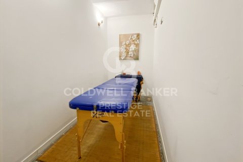 153 sq.m. commercial property for sale in Barcelona, Catalonia, Spain № 5764 - photo 7