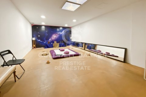 153 sq.m. commercial property for sale in Barcelona, Catalonia, Spain № 5764 - photo 18
