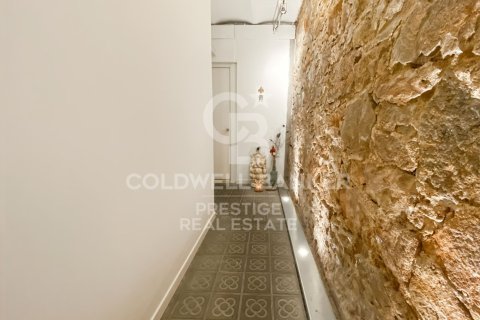 153 sq.m. commercial property for sale in Barcelona, Catalonia, Spain № 5764 - photo 14