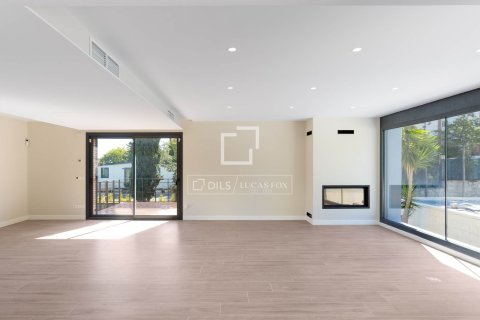 4 chambres villa à vendre à Tiana, Barcelona, Catalonia, Spain № 3881 - photo 14