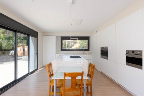 4 chambres villa à vendre à Tiana, Barcelona, Catalonia, Spain № 3881 - photo 9