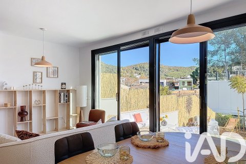 4 bedrooms townhouse for sale in Sant Pere de Ribes, Barcelona, Catalonia, Spain № 4762 - photo 5