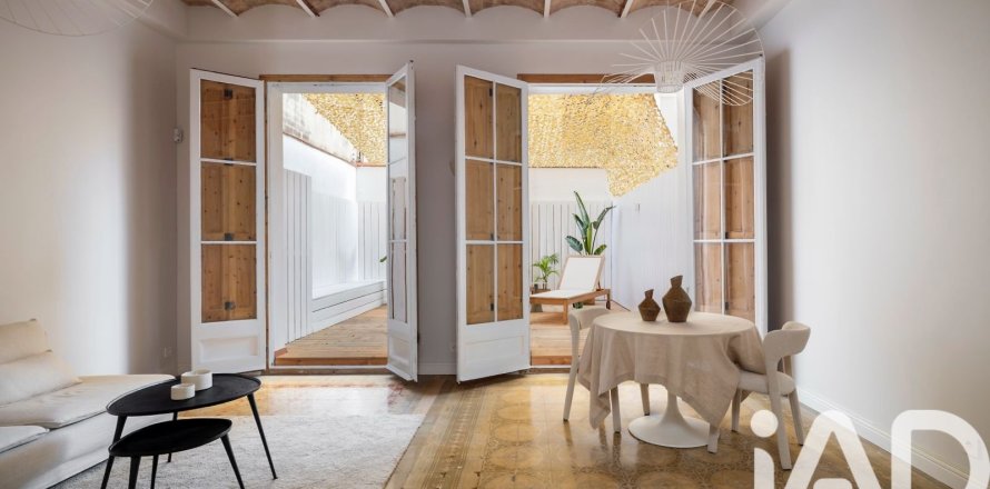 Квартира с 3 спальнями в Барселоне, Каталония, Испания № 4763