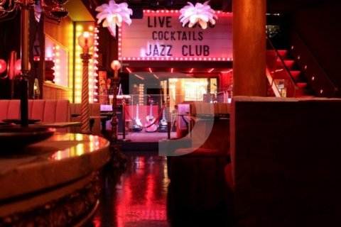 423 sq.m. commercial property for sale in Ciutat Vella, Barcelona, Catalonia, Spain № 4552