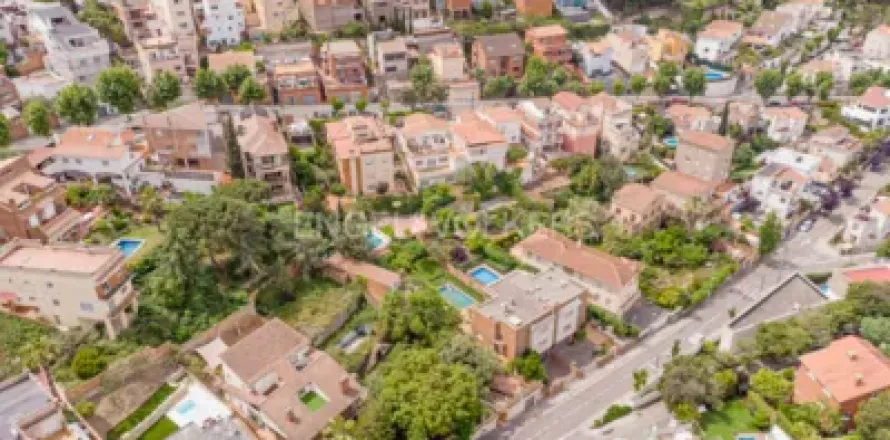 Земельный участок в Сан-Жуст-Десверне, Барселона, Каталония, Испания № 2548