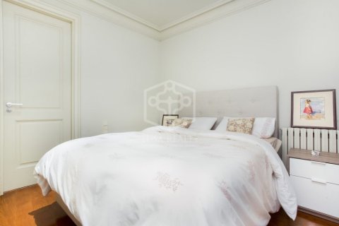 4 bedrooms apartment for sale in Barcelona, Catalonia, Spain № 7596 - photo 13