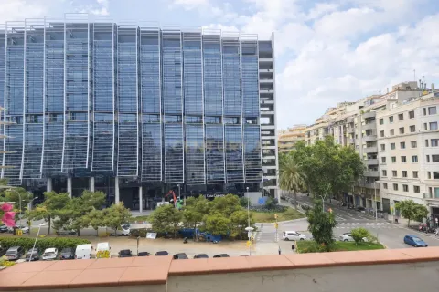 2 bedrooms apartment for sale in Barcelona, Catalonia, Spain № 7599 - photo 22