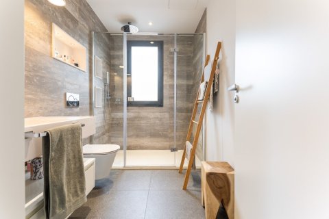 Сasa de 5 dormitorios en venta en Sant Cugat del Vallès, Barcelona, Cataluña, Spain № 1433 - foto 24