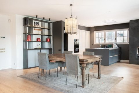 Купить дом в Сан-Кугат-дель-Вальес, Испания с 7 комнат, № 1432 - фото 18