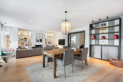 Купить дом в Сан-Кугат-дель-Вальес, Испания с 7 комнат, № 1432 - фото 16