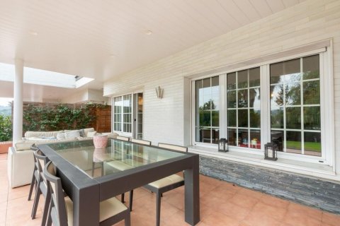 Купить дом в Сан-Кугат-дель-Вальес, Испания с 7 комнат, № 1432 - фото 10