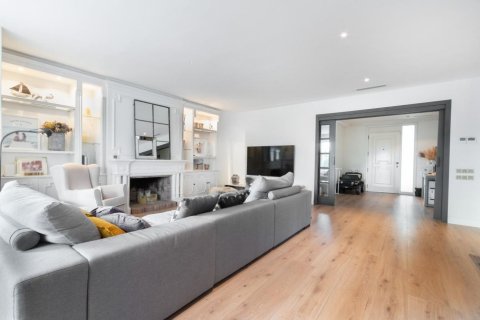 Купить дом в Сан-Кугат-дель-Вальес, Испания с 7 комнат, № 1432 - фото 7