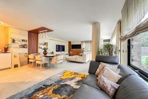 Купить дом в Сан-Кугат-дель-Вальес, Испания с 5 комнат, № 1434 - фото 10