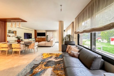 Купить дом в Сан-Кугат-дель-Вальес, Испания с 5 комнат, № 1434 - фото 9