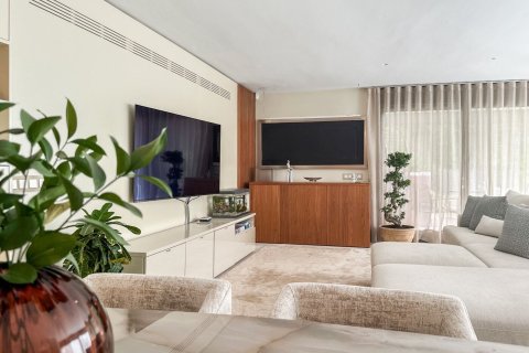 Купить дом в Сан-Кугат-дель-Вальес, Испания с 5 комнат, № 1434 - фото 8