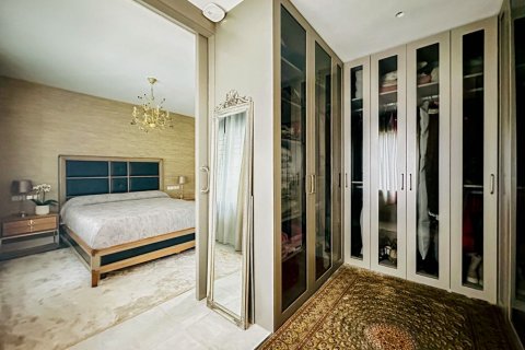 Купить дом в Сан-Кугат-дель-Вальес, Испания с 5 комнат, № 1434 - фото 17