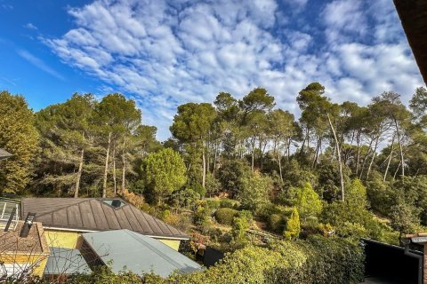 Купить дом в Сан-Кугат-дель-Вальес, Испания с 5 комнат, № 1434 - фото 20