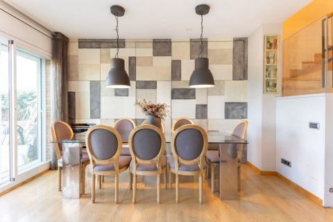 Купить дом в Сан-Кугат-дель-Вальес, Испания с 7 комнат, № 1431 - фото 12