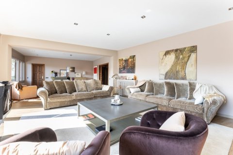 Сasa de 6 dormitorios en venta en Sant Cugat del Vallès, Barcelona, Cataluña, Spain № 1435 - foto 4