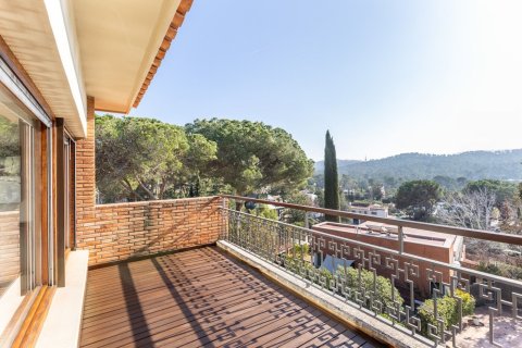 Сasa de 6 dormitorios en venta en Sant Cugat del Vallès, Barcelona, Cataluña, Spain № 1435 - foto 24