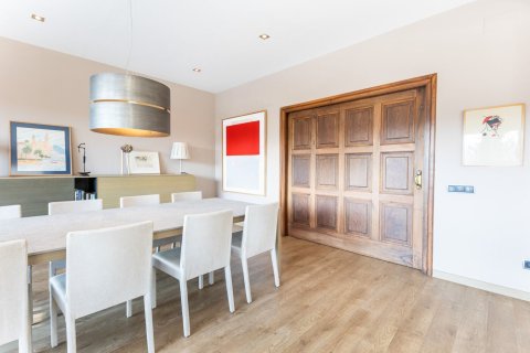 Сasa de 6 dormitorios en venta en Sant Cugat del Vallès, Barcelona, Cataluña, Spain № 1435 - foto 10