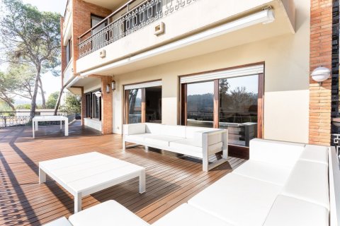 Сasa de 6 dormitorios en venta en Sant Cugat del Vallès, Barcelona, Cataluña, Spain № 1435 - foto 29