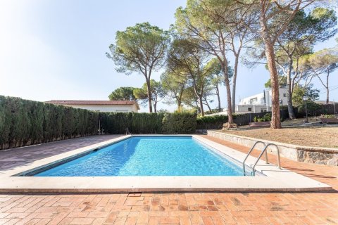 Сasa de 6 dormitorios en venta en Sant Cugat del Vallès, Barcelona, Cataluña, Spain № 1435 - foto 27