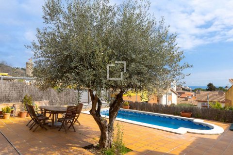 4 bedrooms villa for sale in Sant Vicenc De Montalt, Barcelona, Catalonia, Spain № 6416 - photo 2