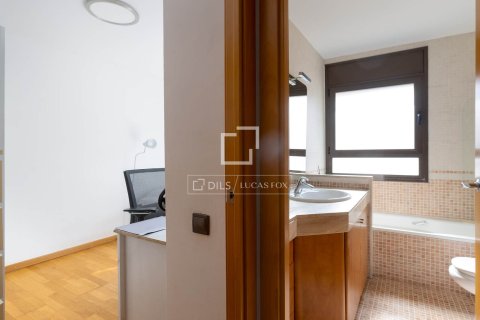 4 bedrooms villa for sale in Sant Vicenc De Montalt, Barcelona, Catalonia, Spain № 6416 - photo 19