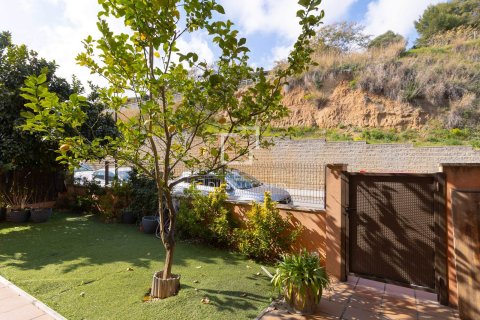 4 bedrooms villa for sale in Sant Vicenc De Montalt, Barcelona, Catalonia, Spain № 6416 - photo 6