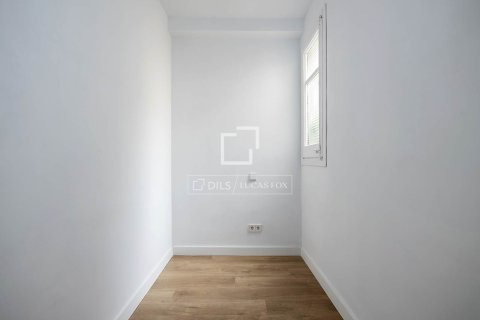 2 bedrooms apartment for sale in Barcelona, Catalonia, Spain № 6411 - photo 20